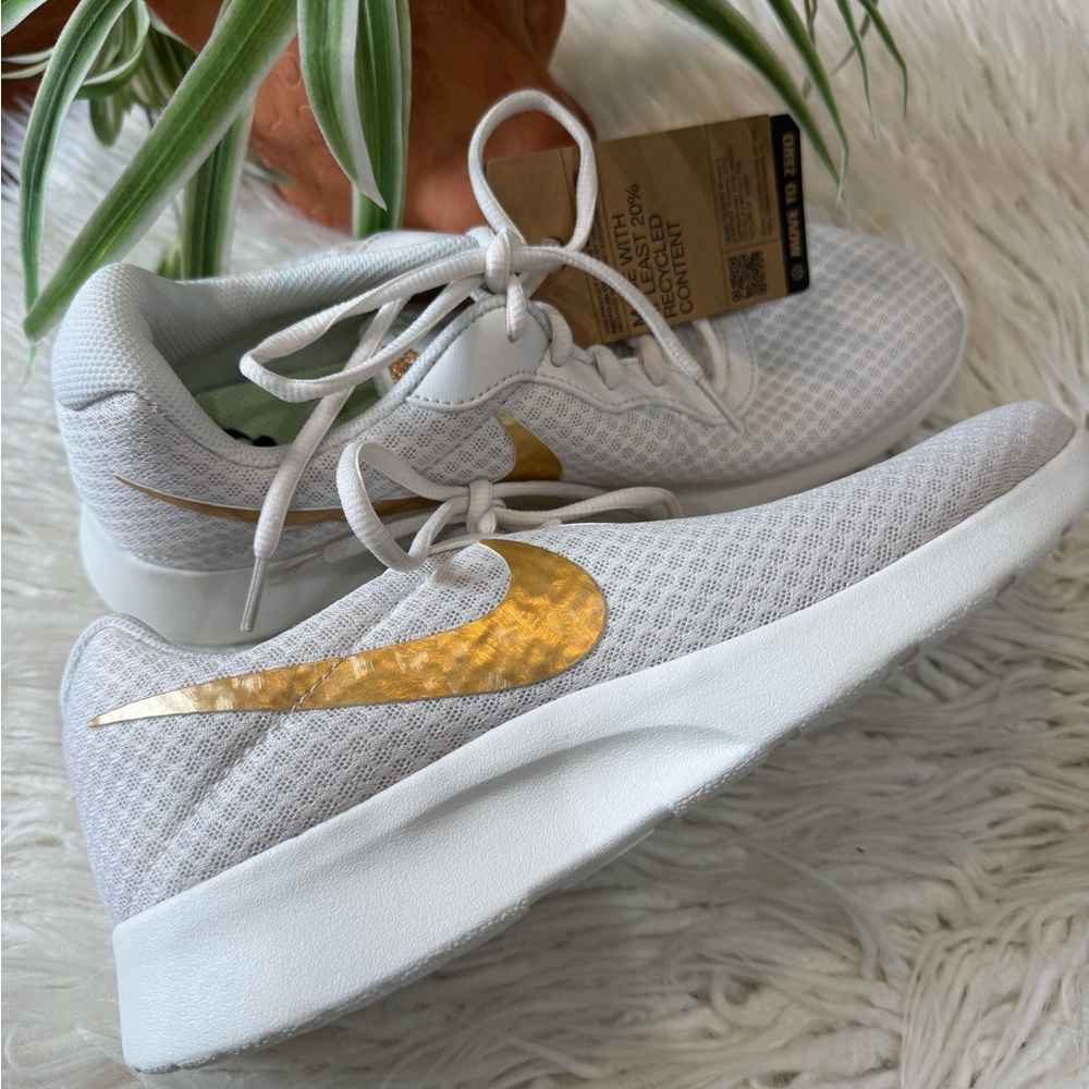 New🌿Nike ROSHE ONE